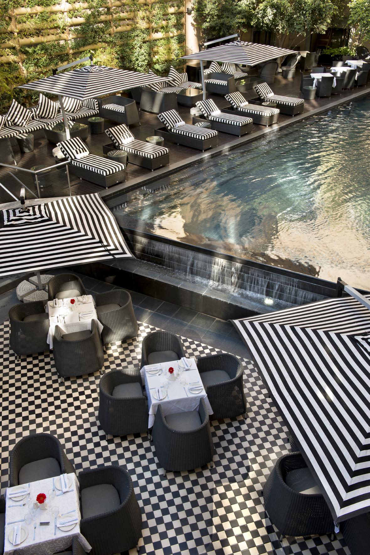 Davinci Hotel On Nelson Mandela Square Johannesburg Exteriör bild