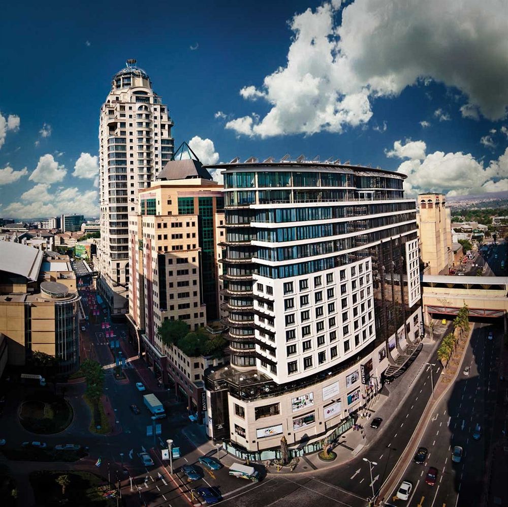 Davinci Hotel On Nelson Mandela Square Johannesburg Exteriör bild